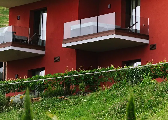 Agriturismo Podere Cavaga Lago d'Iseo Agribio Winery Foresto Sparso