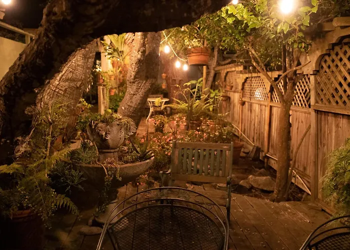 Carmel Garden Inn