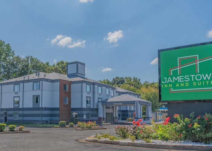 Jamestown Inn & Suites