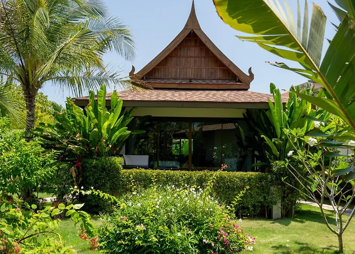 Lanta Palace Beach Resort&Spa - Adult Only