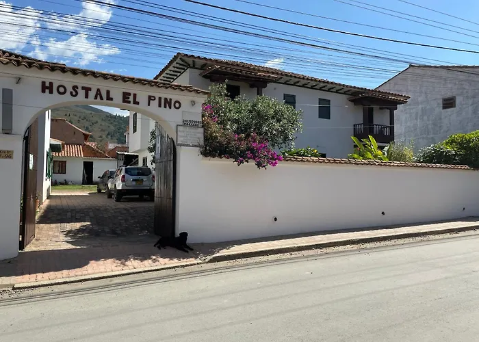 Hostal El Pino