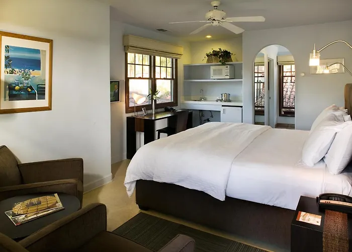 Casa Del Mar Inn