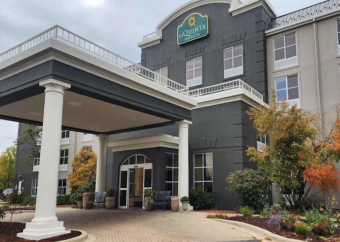 La Quinta By Wyndham Milwaukee Sw New Berlin