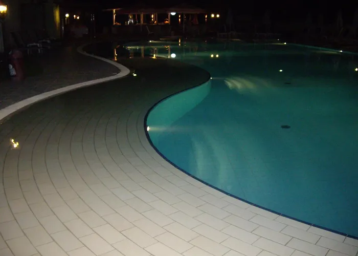 Ninos On The Beach Hotel