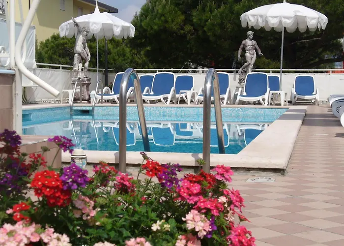 Hotel Trevi