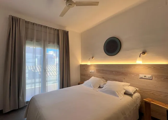 Hostal ROM Familiar