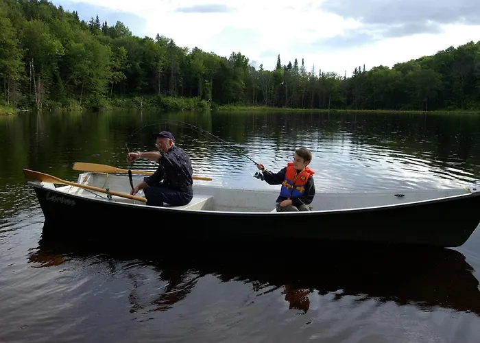 Auberge du Lac-à-l'Eau-Claire Saint-Alexis-des-Monts