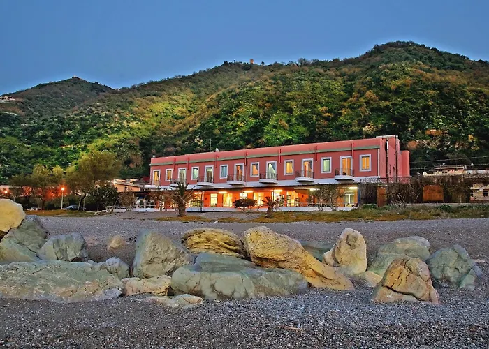 Hotel Ristorante La Scogliera - NUOVA GESTIONE