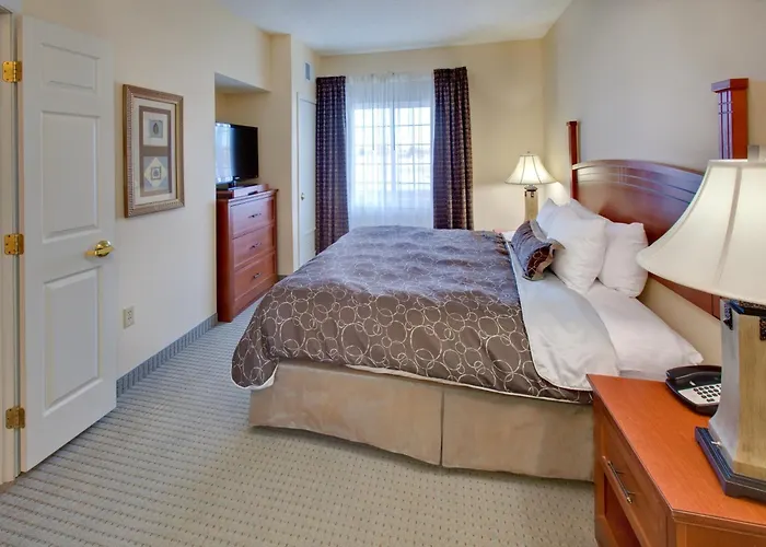 Staybridge Suites Fargo By Ihg