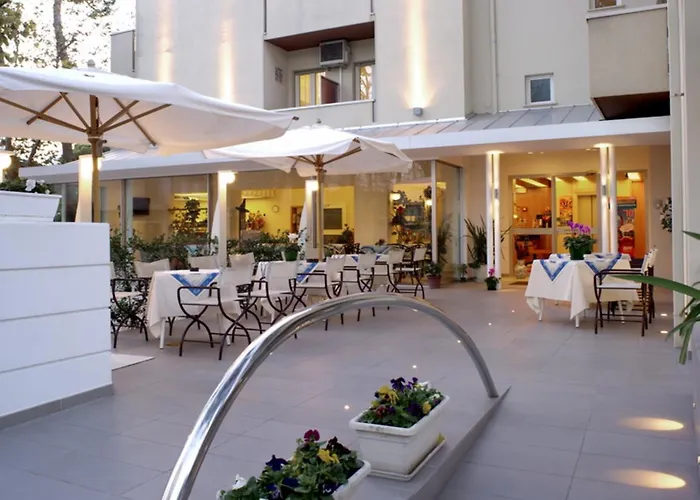 Hotel Nives