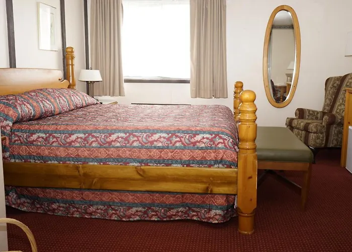 Mcintosh Country Inn & Conference Centre Morrisburg