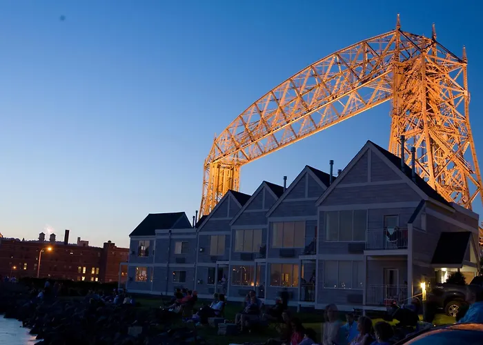 South Pier Inn