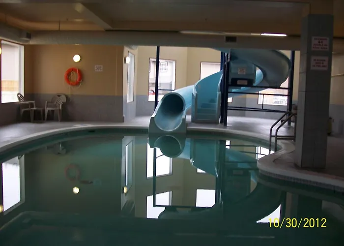 Days Inn By Wyndham Moose Jaw