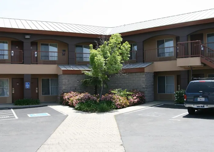 Days Inn By Wyndham Rocklin/Sacramento