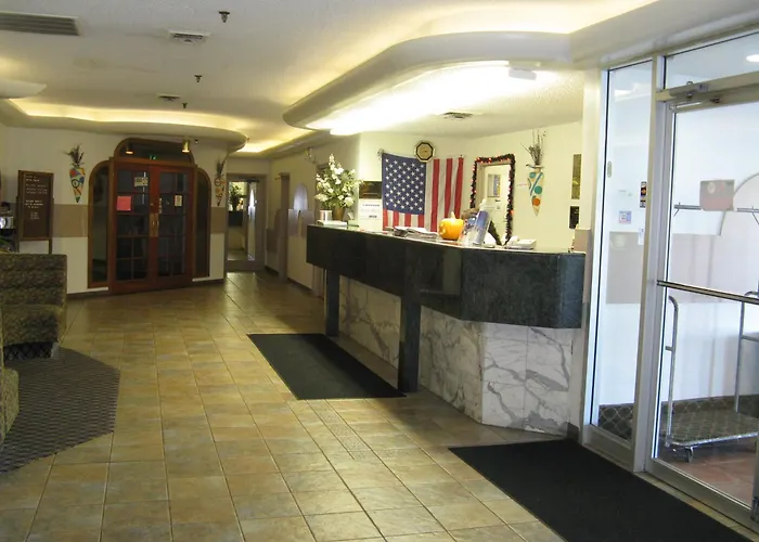Howard Johnson By Wyndham Saint Joseph Benton Harbor