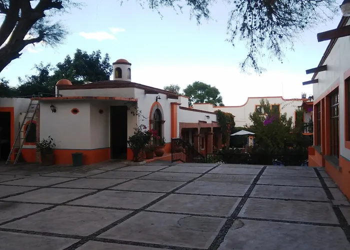 Hotel Los Mezquites