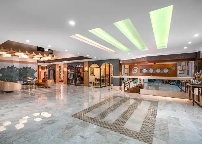 Club Big Blue Suit Hotel Alanya