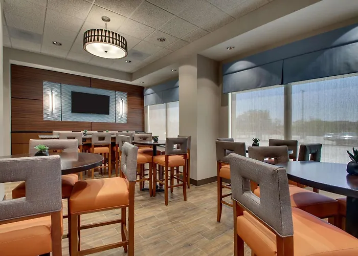 Drury Inn & Suites Iowa City