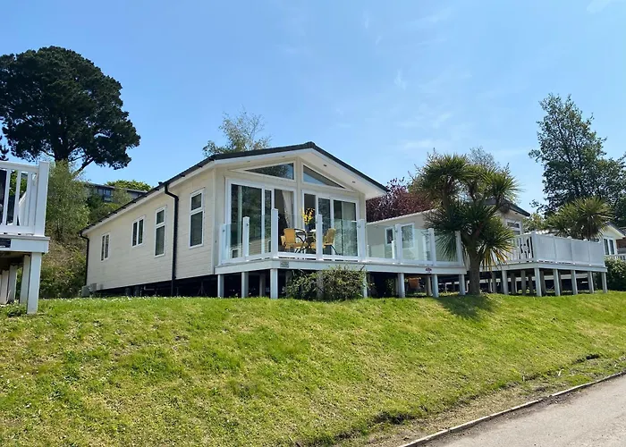 Palm Lodge Luxury Holiday Home