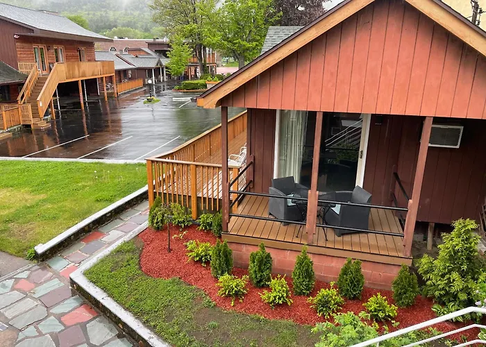 Lake Crest Inn