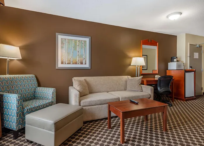 Best Western Strathmore Inn