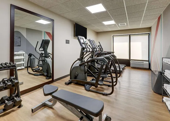 Drury Inn & Suites Birmingham Lakeshore Drive
