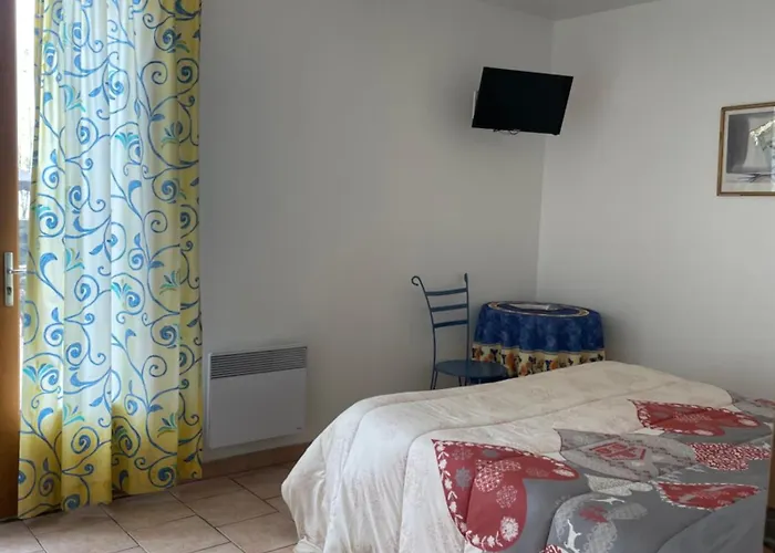 Ferme-auberge le cochon du Madres