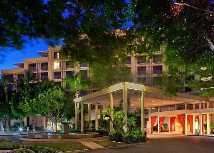 Sheraton Crescent Hotel