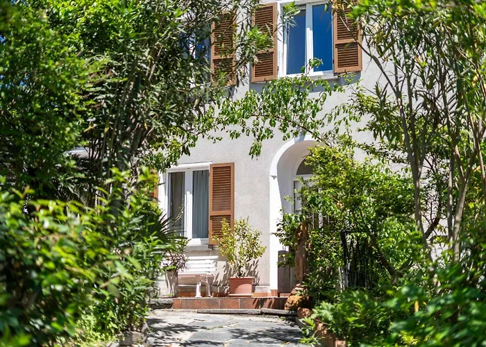 Easy Stay By Hotel La Perla