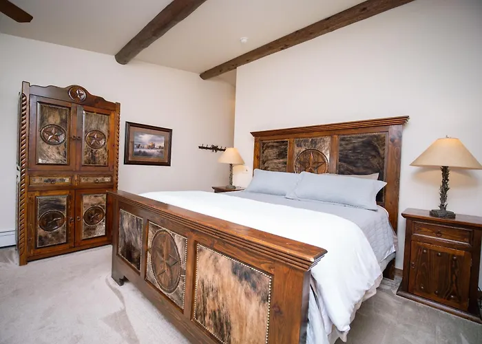 Taharaa Mountain Lodge Estes Park