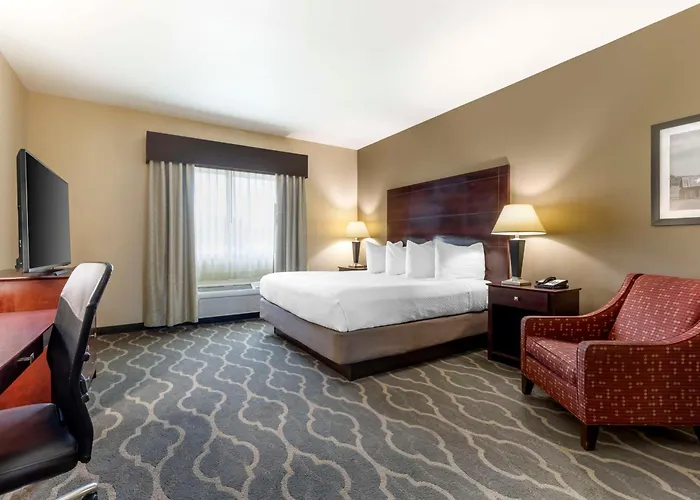 Best Western Plus Burleson Inn & Suites