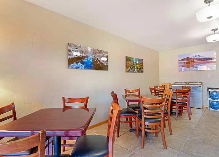 Best Western Ponderosa Lodge Sisters