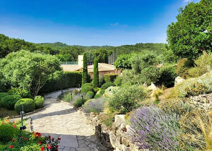 Domaine Ribiera, Hotel 5 Etoiles, SPA&Golf - Forcalquier