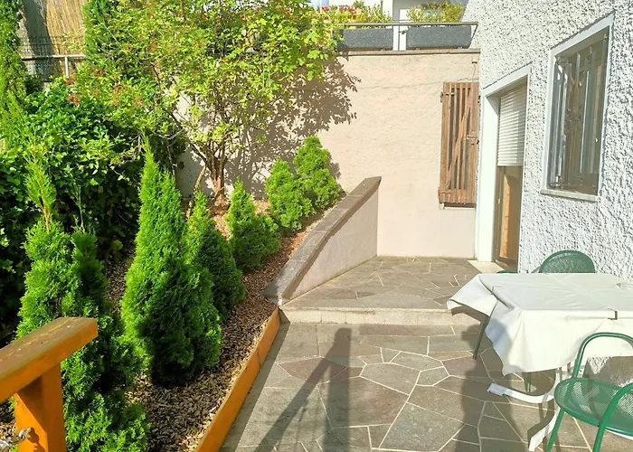 Schenna Garni Eden Bed&Breakfast