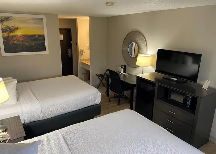 Days Inn By Wyndham Carthage