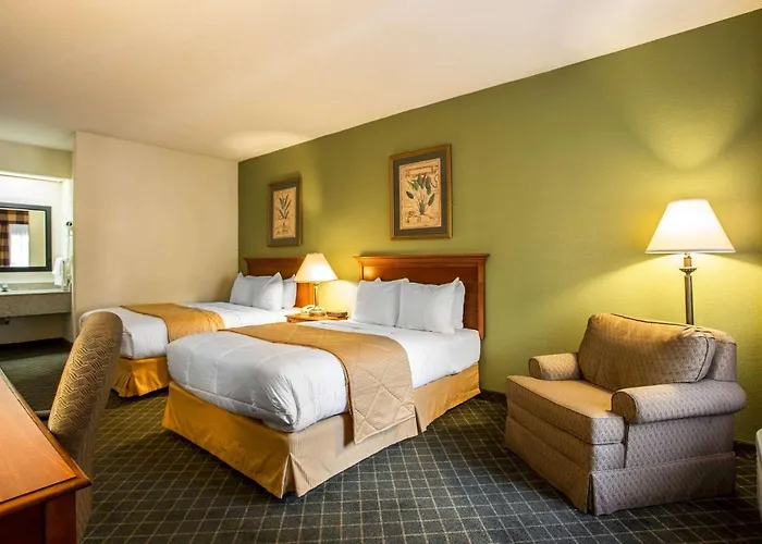 Clarion Inn & Suites Aiken South