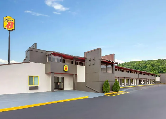 Super 8 By Wyndham Bridgeport/Clarksburg Area