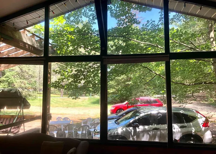High Falls Bay Cottages, Camping & Waterpark Bracebridge