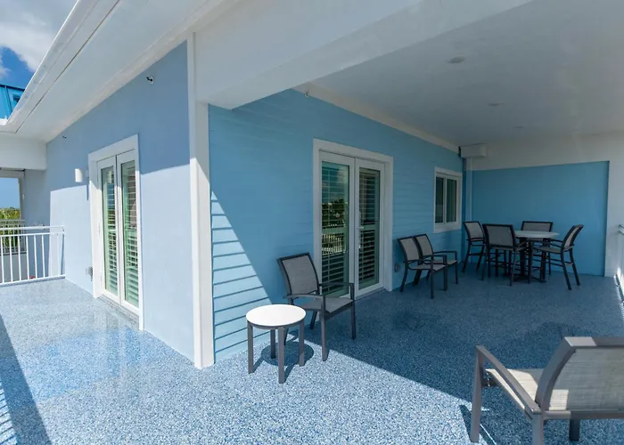 Sugarloaf Key Hotel At Koa Resort