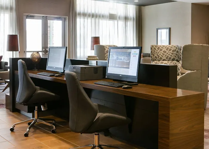 Courtyard By Marriott Omaha Bellevue At Beardmore Event Center