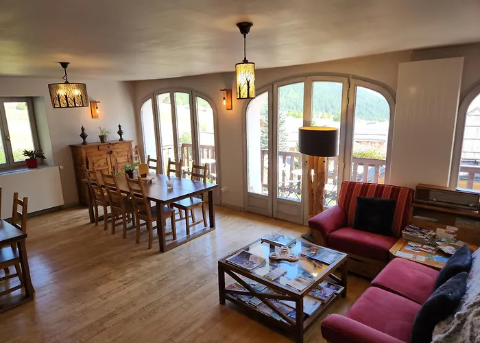 La Girandole B&B et Location d'Appartement Arvieux