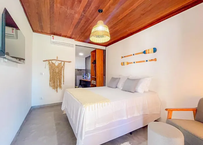 Parador 7 Bangalô, Praia do Parracho, 1,0 km da Rua Mucugê