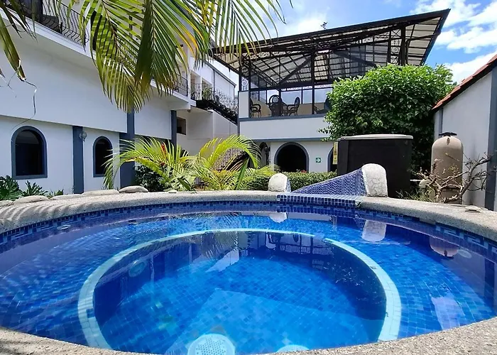 Hotel Santo Tomas / Historical Property