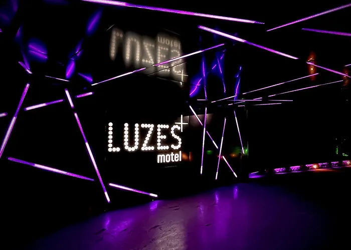 Luzes Motel