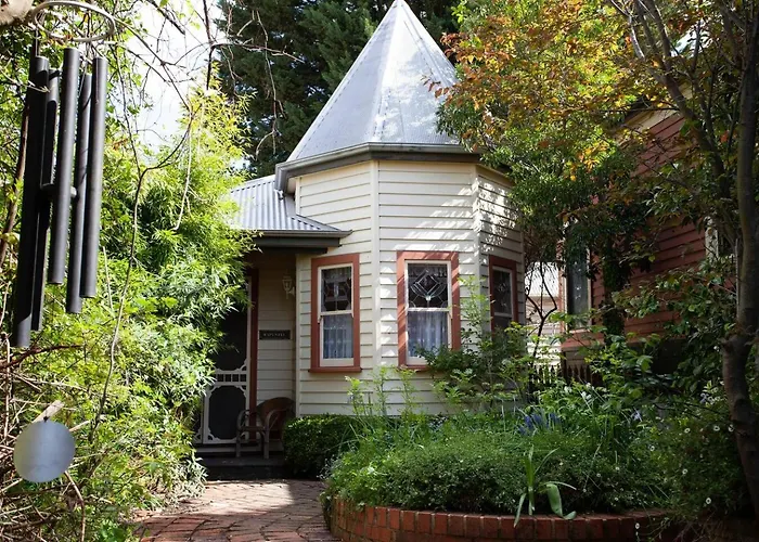 Rapunzels Cottage 1Br Fairytale Studio Stay