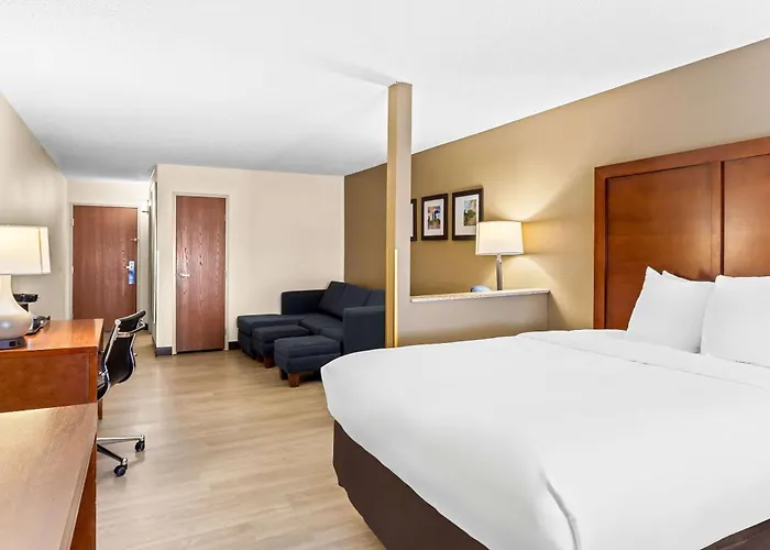 Comfort Suites Grayslake Near Libertyville North