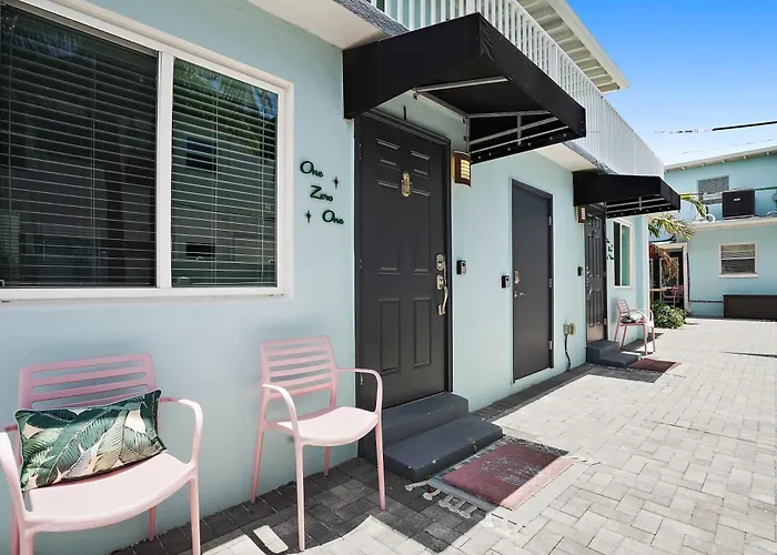The Pearl Cabana Club