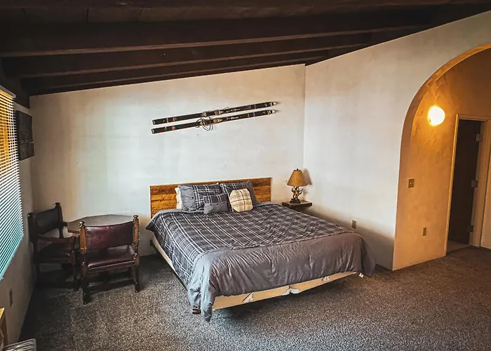 Whitecap Mountains Resort Upson