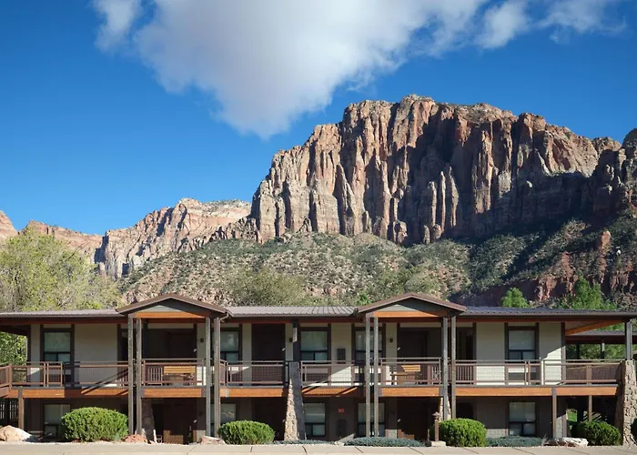 The Red Cliffs Lodge Zion, A Tribute Portfolio Hotel Springdale