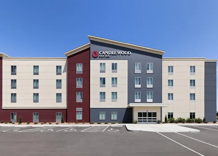 Candlewood Suites Mcpherson By Ihg